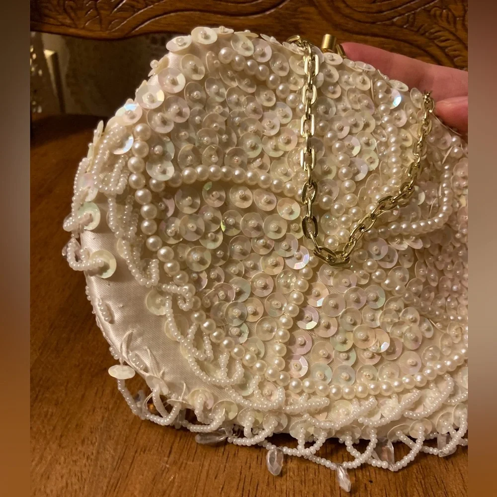 White Vintage Sequin Beaded Small Clutch Purse - Damage - Picture 4 of 17